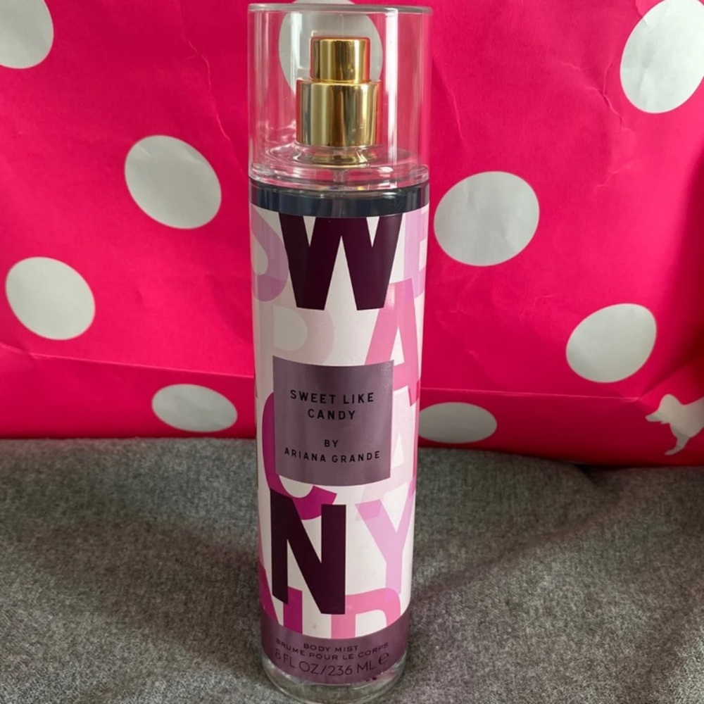 Sweet like candy by Ariana Grande fragrance mist